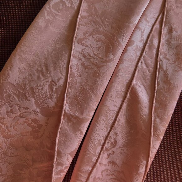 Pink Floral Damask Long Scarf, Never Used - Picture 2 of 6